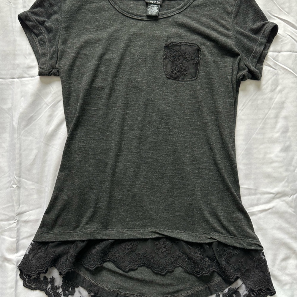 Rue21 Lace top with pocket